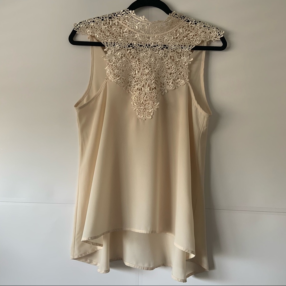 Nella Fantasia Lace Neck Top